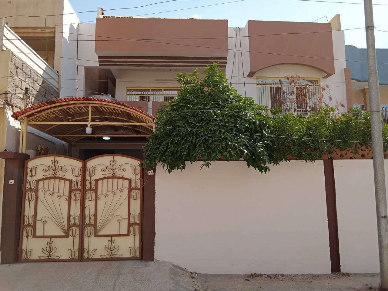 يتوفر لدينا صبغ كافة المحلات والمنازل الحديثة والعمارات والمدارس والمولات شغلنا درجة أولى لدينا خبرة في العمل اكثر من 25 سنة صبغ داخل وخارج ومعالجة رطوبة الجدران وصبغ السطوح مانع الرطوبة الوتر ستوب وصبغ الابواب والشبابيك وشغلنا نظيف وعمالة محترفة وتشبيطات ناعمة وثبات يدوم لسنين طويلة وسرعة في العمل للاستفسار الاتصال على الرقم الموجود في المنشور ***********
أصباغ الوسام كروب اهالي حي المهندسين الزراعي كروب أهالي حي المثنى والرفاق الرسمي مجموعه أهالي حي عدن ا
