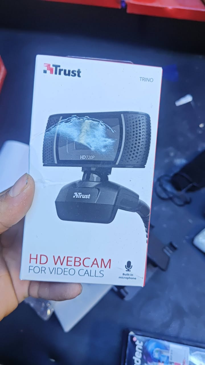 السلام عليكم ورحمة الله
متوفر 20كامره مع 13مايك كلهن جدد كبس امزون 
الك بيهن رزق راسىلني وتدلل 
واتساب ***********
