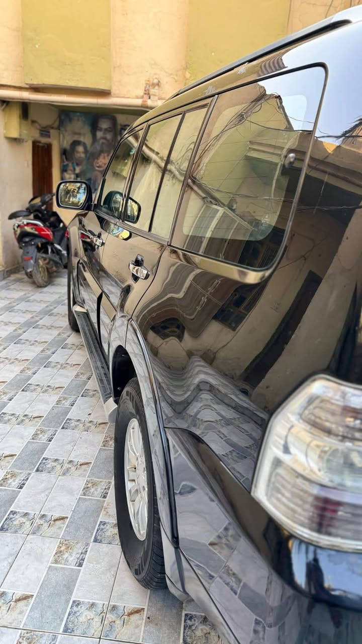 السلام عليكم ورحمه الله وبركاته باجيرو خليجي   موديل 10 كويتي  رقم اربيل كفاله عامه باسمنه سياره تحويل ثاني يوم او تحب وكاله مالكها ديوانيه السعر 135مع مجال قليل ***********
