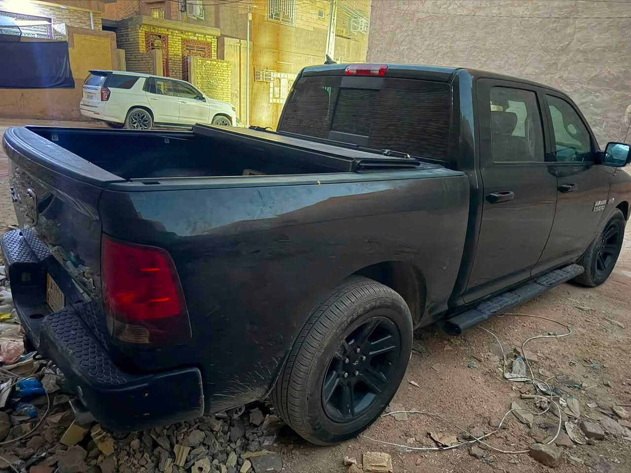 للبيع رام موديل 2018 بدي كصير
 سونارها موجود ناشره 
مواصفات نص رقم بغداد تحويل يمي السعر 
١٩٥ ورقه وبيها مجال او مراوس مكاني كربلاء ***********

