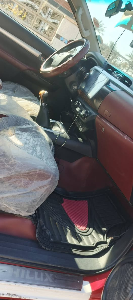 هايلوكس فور ويل كير عادي
تايرات ع وضع الشركه التصال ***********
كفاله
موديل 2020كويتي
فول مواصفات 
ع وضع الشركه
ماشيه 155 الف
رقم اربيل دولي الجديد
مواصفات
بصمه
فور ويل
بنيد جكات 
صندوق جكات 
ثلاجه بلجكمجه
دبل ايرباك 
داخل احمر
مثبت سرعه
نضام ايكو
تبريد قطعتين
تحكمات ستيرن
جهيتين شاشة جبيره
كامره 
درع امامي خلفي
 فورويل 4x4
سياره مدوشمه دوشمه كامله كشنات 
تحويل مباشر السيارة جديد 
كفاله عامه حته حداديه ع وضع الشركه 
سبير والعده ع وضع الشركه المكان بغداد قرب بسمايه
