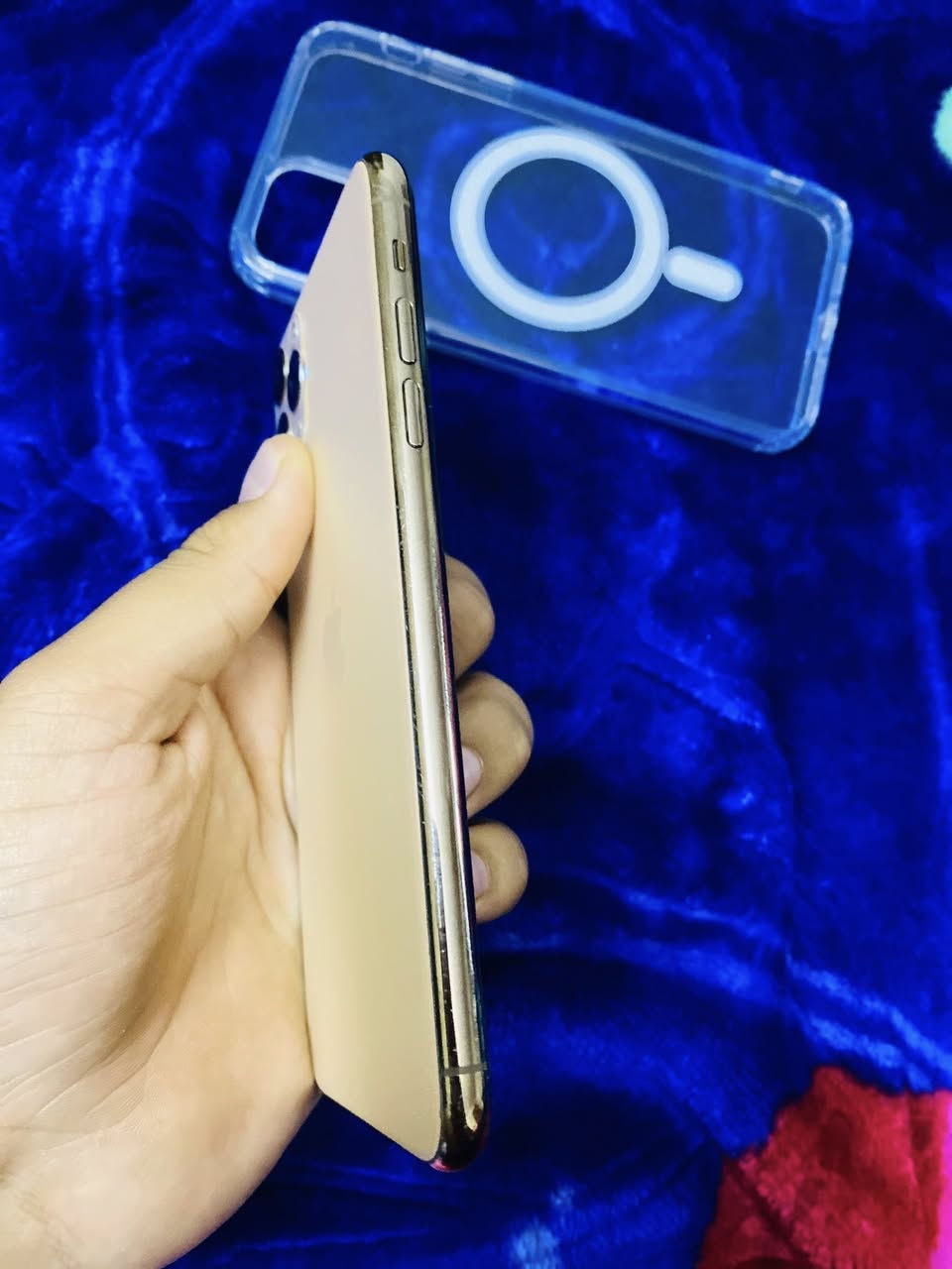 سلام عليكم     ايفون11pro max
لون ذهبي ذاكره 256.    بطاريه 73

جهاز كبس مامفتوح فقط فيس ايدي واكف 

سعره300وبي مجال بسيط _ملاحضه مكاني بيجي توصيل تكريت وبيجي موجود _هـ***********
