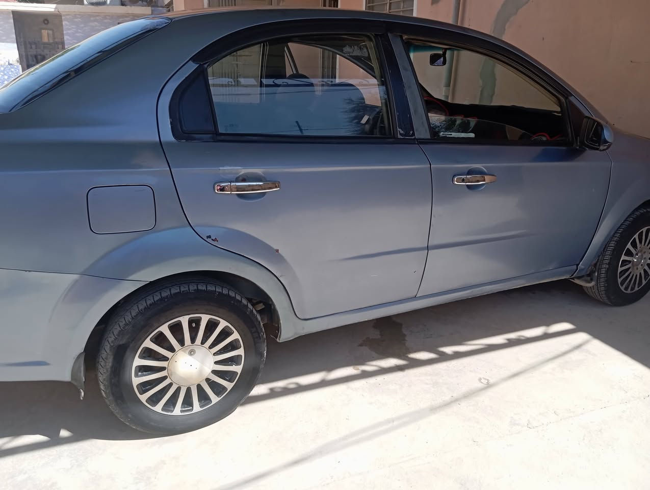 السلام عليكم
سياره افيو ٢٠٠٧ 

بدون ضرر 

صبغ حزام جماليه بدون معجون .. سنويه جديده بسمي 

رقمها جديد..   (***********) السعر  ٥٣ بيها مجال بسيط 

                                   (***********)
