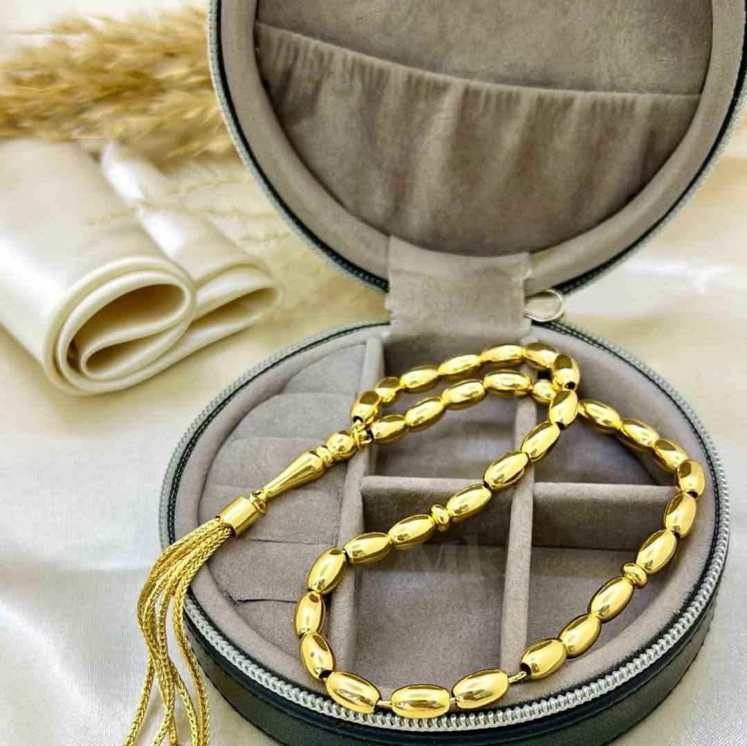 ❤️ بوكس هدية رجالي ❤️
تستحقون كل شي مميز وفرنالكم أحلا وأجمل بكج مميز رجالي تهدوا للأب أو الأخ أو الزوج أو الحبيب ❤️❤️

🎁 البوكس مكون من :
ساعة ⌚️ 
عطر 👃 
 محفظة 🪪 
حزام ⚪ 
سبحة 📿 
نضارة 😎

🎁 أناقة الرجل تكتمل مع أجمل بوكس رجالي 💋
✅ الساعة مقاومة للماء ✔️
✅ عطر فواح رجالي ✔️
✅ محفظة جلد اصلية✔️
✅ حزام جلد طبيعي ✔️
✅ سبحة أنيقة✔️
✅ مناضر لتكتمل اناقتك ✔️ بغداد, العراق


**إذا كنت صاحب هذا الإعلان وتريد حذفه لأي سبب، رجاءا أرسل رسالة إلى الدعم الفني**