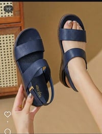 الاستفسار والحجز فقط واتساب+9647775744834 حذاء طبي مريح بلبس درجه اولى...