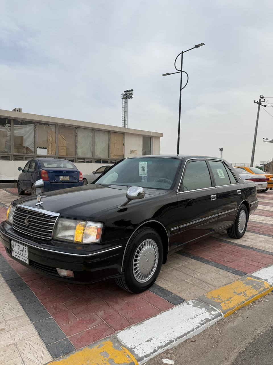 السلام عليكم 
راس الثور تكم 
مكفوله من الضربه والصبغ العام 
مكفوله من الكصه والجثه
طخم تاير جديد 
حداده جديده 
تبريد شغال ثالج❄️
خلفي وأمامي 
سياره مشروع وطني
تحويل مباشر
محرك وكير كفاله 
كهربائيات كلها شغال 
موديل سياره 1999 اصل
دواخل السياره بلكارتون 
دوشمه جديده 
أرضيه جديده 
شاشه تاب كبير 
سماعات 4 دمام خلفي 
سياره جاهزه معنى الكلمه
وشرط احلى من الصور 
السعر 90 وبيها مجال حك الجيه 
للأتصال ***********
