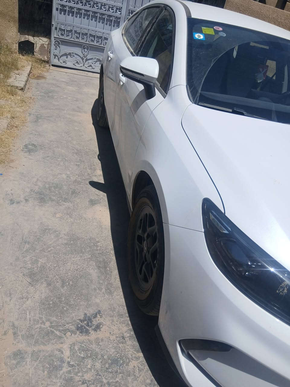 سلام عليكم بي واي دي سيل فايف مرقم بسمي بغداد السعر ١٩ مليون وبيه مجال بسيط اتصل ***********
