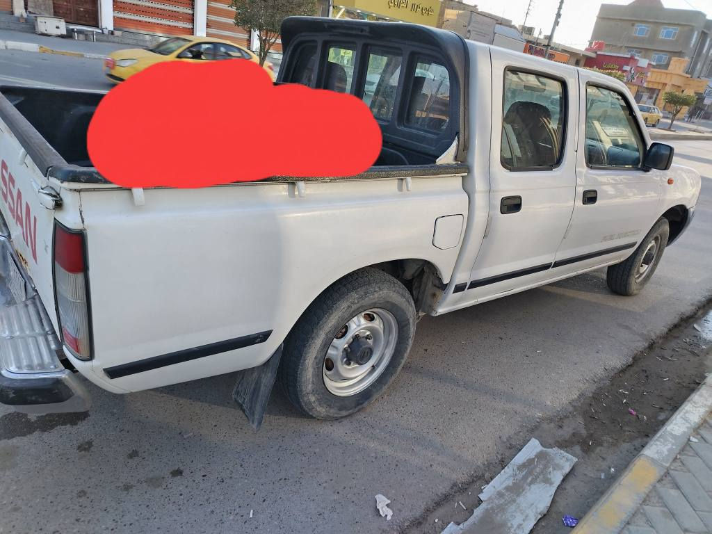 نيسان مكفول 2010 رقم مثنى للبيع
***********
