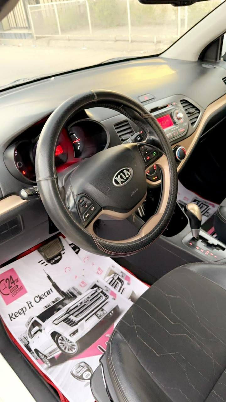 السلام عليكم 
بيكانتو 2014 خليجي جديدة 
بدون ضرر بدون صبغ بدون تبديل حتى دعاميات 
سيارة مال بيت استخدام شخصي اول مانزلت زيرو اخذناها عليها ادامة كاملة من كلشي مكفولة من كلشي مكاني بغداد الغزالية ***********
