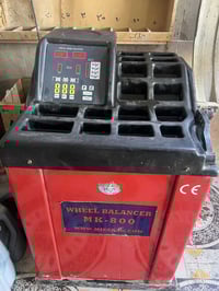 خالعة نضيفة شغاله مع بلنص للبيع لاستفسار اتصل 07819057529