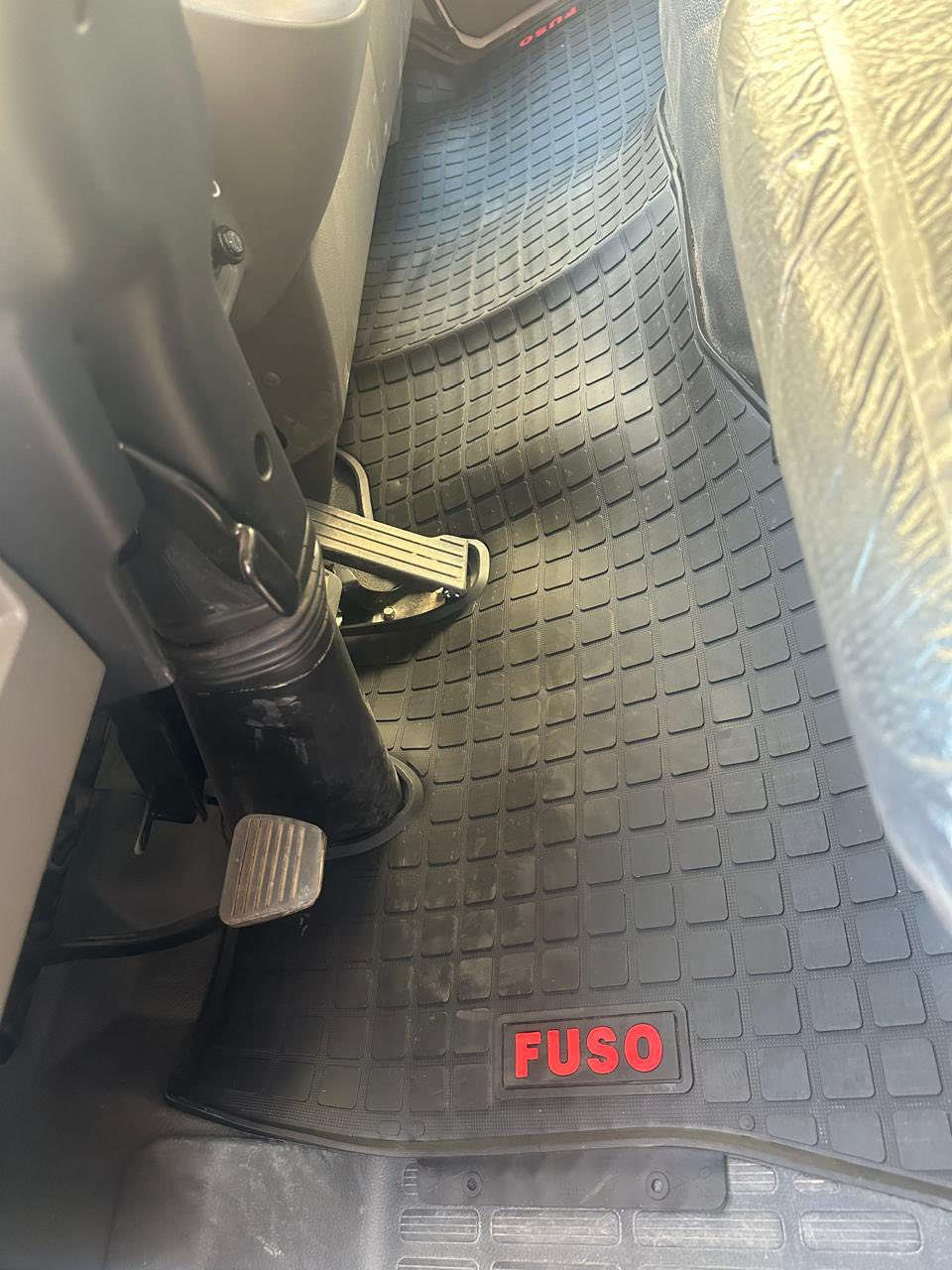 بسم الله رحمن الرحيم ❤️
يتوفر لدينا ارضيات كنتر ميتسوبيشي عالية الجودة 
يتوفر لدينا خدمة توصيل لكافة المحافظات 
للحجز واتساب ***********
