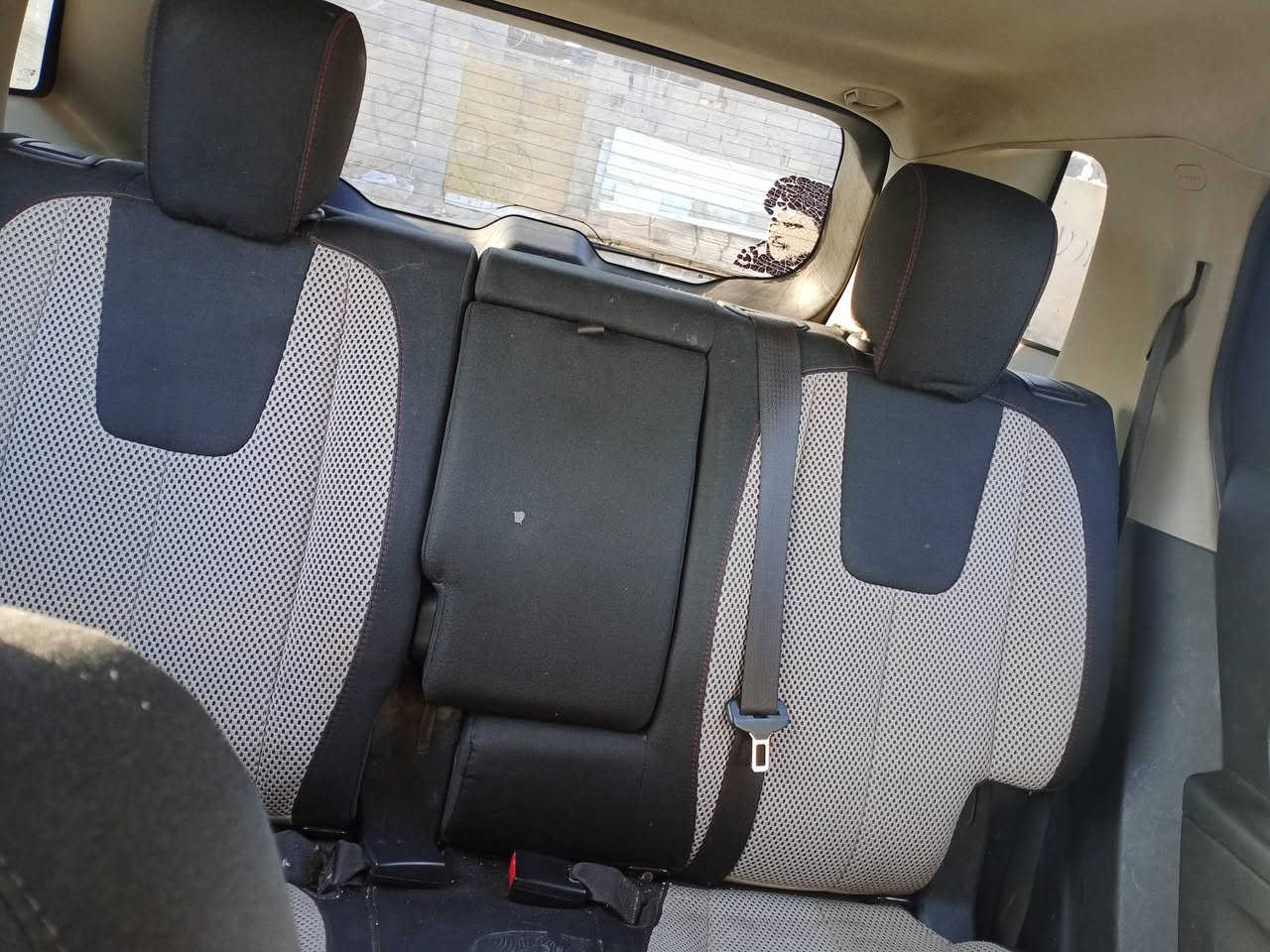 2014 سياره جاهزه اربعه سلندر بيه جاملغ وبنيد كشن كهربائي تبريد ثلج
تخم تاير سبير ما نازل السعر 90 
*********** بصره سنويه 27
