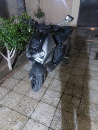 دراجه كهربائيه للبيع      وبيه مجال