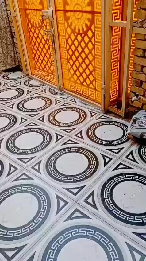 السلام عليكم دار ركن للبيع 125م بناء جديد طابوك 
الكشاشية تعويض 
***********
