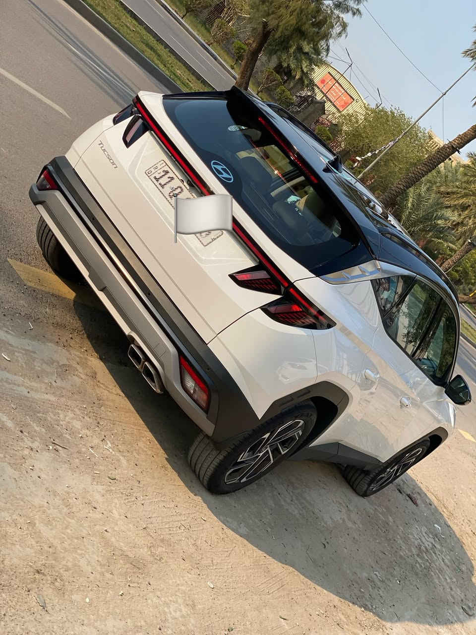 توسان موديل ٢٥ توكلر بغداد
ماشية 11 الف قابلة للزايدة
كفالة عامة السيارة
مواصفات السيارة
بصمة تشغيل 
بصمةأبواب 
جنطة كهرباء 
كشنات كهرباء 
بردات خلفية 
حساس خلفي 
حساس أمامي 
كاميرا دوارة
تشغيل عن بعد السيارة
شاشه متصلة
حساس تايرات 
شاشه رقمية
سايد بريك دگمه 
فووول تحكم استرين 
وضعيات قيادة مختلفة
المكان بغداد
للاستفسار 
***********
