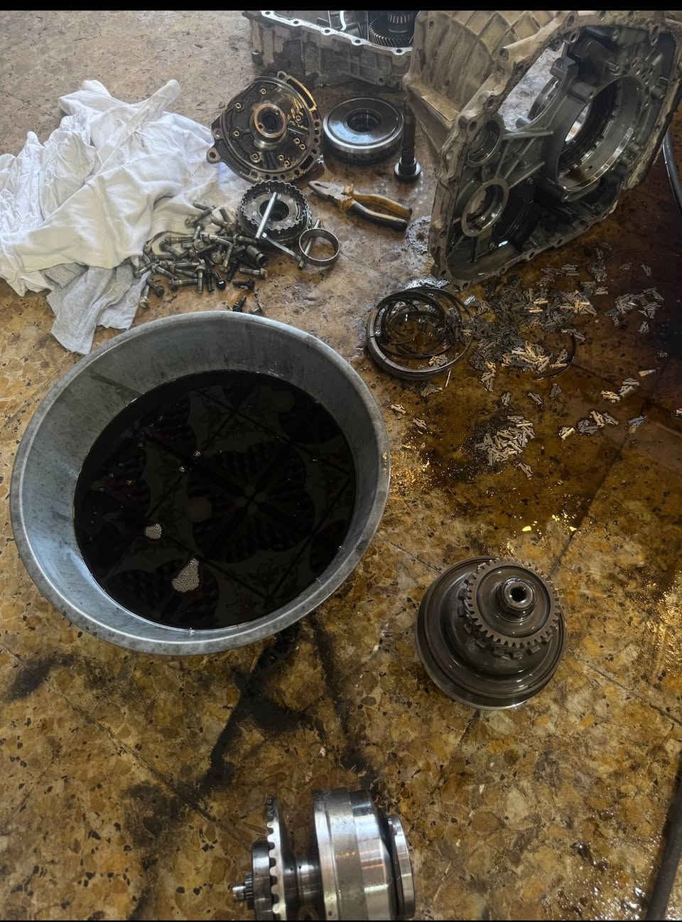 السلام عليكم 

🚗🚗ورشة يحيى الموسوي 🚗🚗

مجموعة من اعمال الورشة 

العنوان /البصرة الحيانية شارع ٦٠

***********/////***********
