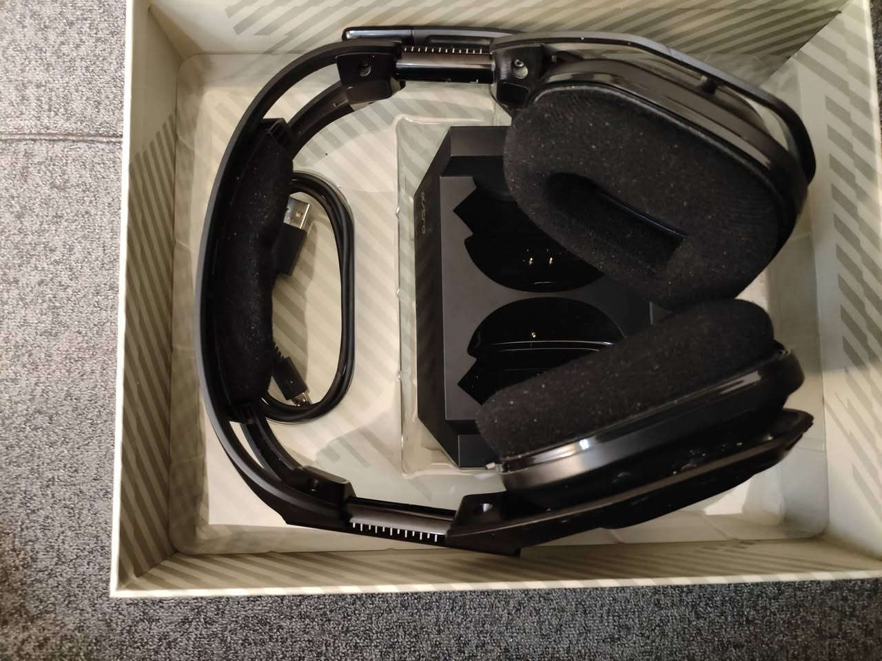 سماعتين للبيع
اول وحده لوجتك برو وايرلس مستخدم نظيف سعره 125
الثانيه استرو50 جيل رابع مستخدم سعره 125
الاسعار نهائية لا تكلي ويه التوصيل


**إذا كنت صاحب هذا الإعلان وتريد حذفه لأي سبب، رجاءا أرسل رسالة إلى الدعم الفني**