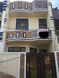 دار ((للبيع)) 🏠 في منطقة الغزالية نهاية شارع البدالة (قريب على المركز ...