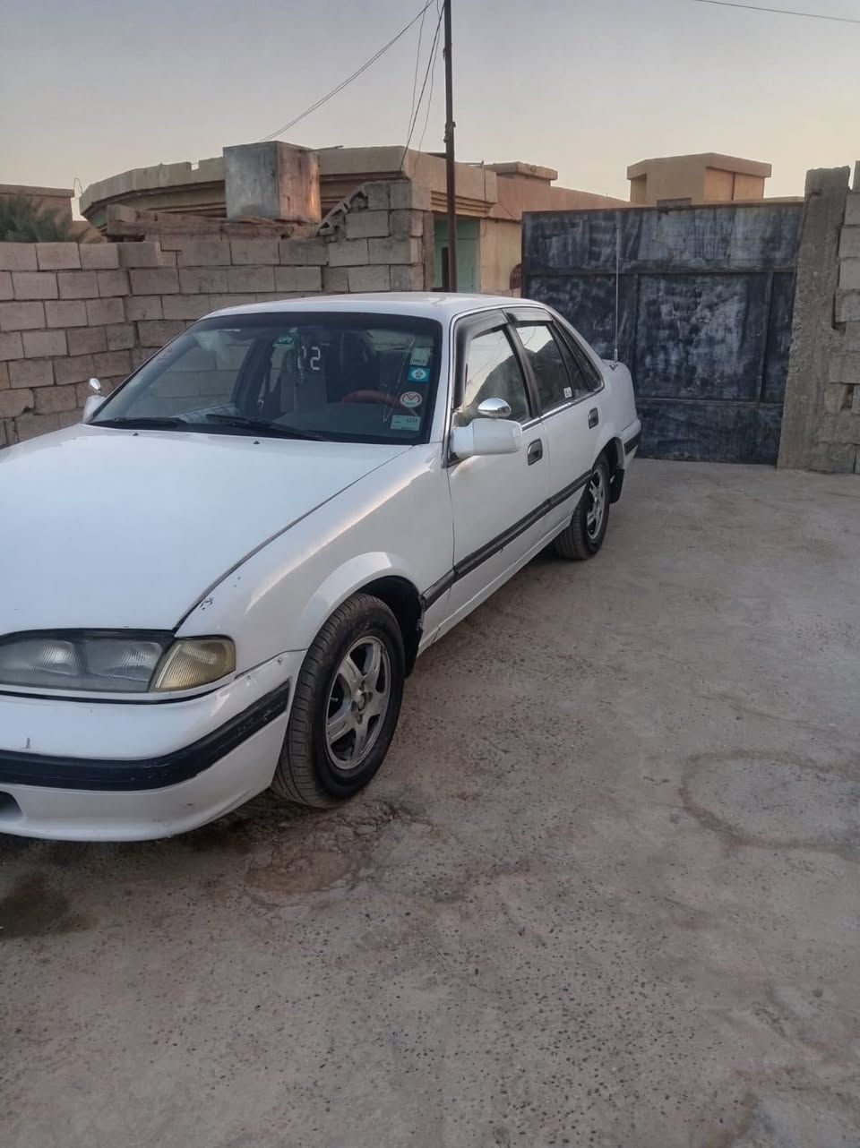 السلام عليكم ورحمة الله وبركاته 
للبيع دايو برنس او مراوس حسب القناعه 
كير محرك شرط 
صدر جديد تخم تاير جديد 
كهربائيات جاهزه
لايت عالي ناصي اشاير
داخلها نضيف 
بيها مكانات صبغ 
كير عادي 
رقم صلاح الدين دولي تحويل ثاني يوم
السعر $37 وبيها مجال
المكان تكريت/العلم 
الاستفسار على هذا الرقم
‭0784 011 6801
