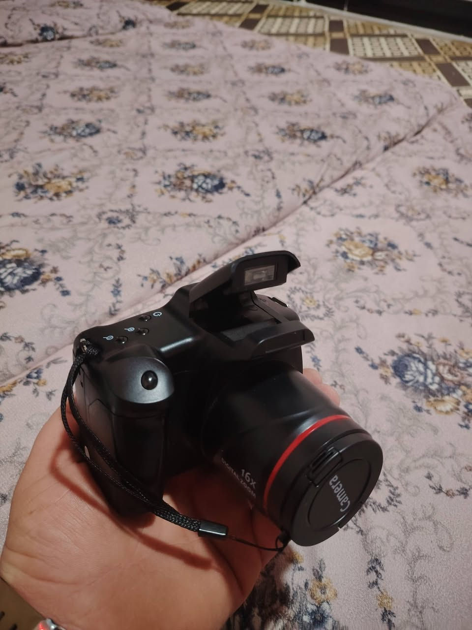 سلام عليكم كامره للبيع مال امزون الماني تفيد للمبتدئين مع غلاف ميموري بعدهه جديده ما مستخدمه سعرهه 75 الف مكاني الايمن


**إذا كنت صاحب هذا الإعلان وتريد حذفه لأي سبب، رجاءا أرسل رسالة إلى الدعم الفني**