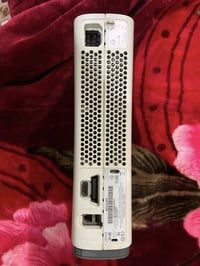 اكس بوكس 360 • ٣٥ لعبة • يد واحدة