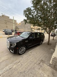 للبيع  gmc dinaly  2024 كفاله عامه خليجي فول الفول   ثلاجه   هيد أب دي...