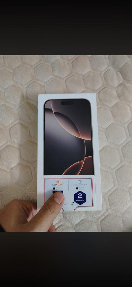 ايفون 16 برو ماكس عربي تك سيم بطاريه 89 غراض كامله موجودة 
السعر مليون و250 ومجال بسيط 
مكاني كركوك ***********
