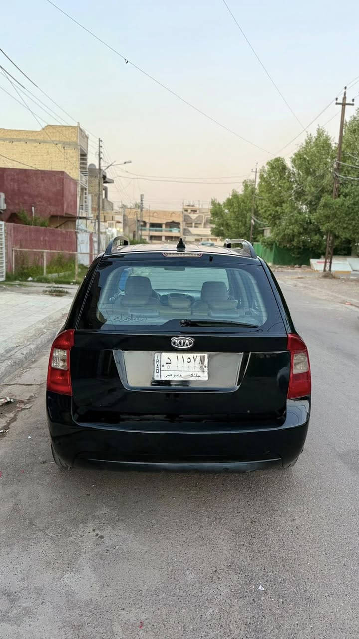 للبيع أو مراوس
كيا رندو موديل 2009
محرك 2400 (دوش المرغوب)
7 راكب
تبريد ثلج
رقم بغداد الجديد، تحويل ثاني يوم
كير ومحرك وصدر وتخم تاير بحالة ممتازة
السيارة جاهزة ولا تحتاج أي مصروف
حادث سابق بالباب فقط
صبغ حزام فقط
ليبل واحد
📍 المكان: بغداد – حي الحسين
💰 السعر: 92 ورقة وبيه مجال 
📞 ***********
