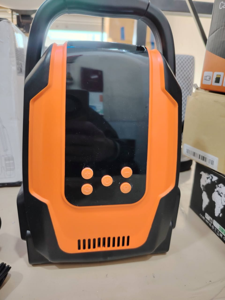 منفاخ سياره جوكر  يجي وياه 7 روس يفيد لتخيم  مسابح .


**إذا كنت صاحب هذا الإعلان وتريد حذفه لأي سبب، رجاءا أرسل رسالة إلى الدعم الفني**