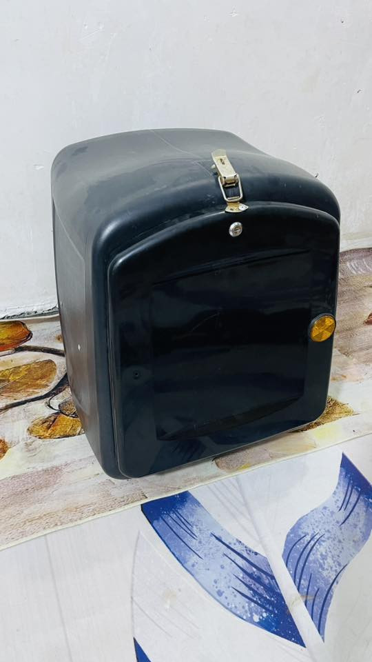 للبيع صناديك على 25لكبار جداد ستخدام قليل مكاني بغداد ***********
