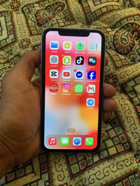 ايفون اكس ار • ٦٤ • قفل