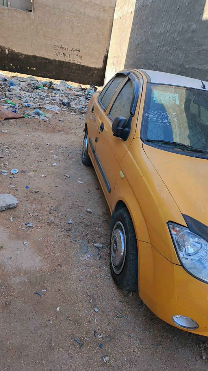 السلام عليكم شباب طيبه  2015 مصفره من كلشي هئيه مصفره سنه اليكدام غرامه ماكو عليه ولا ربع سياره مشروع وطني رقم نكليزي سياره فقط بيه بخار وتنقص دهن سعره33 وبيه مجال الشراي مكاني بغداد حي الجهاد خابرني وبيك خير دتدلل الشراي ***********
