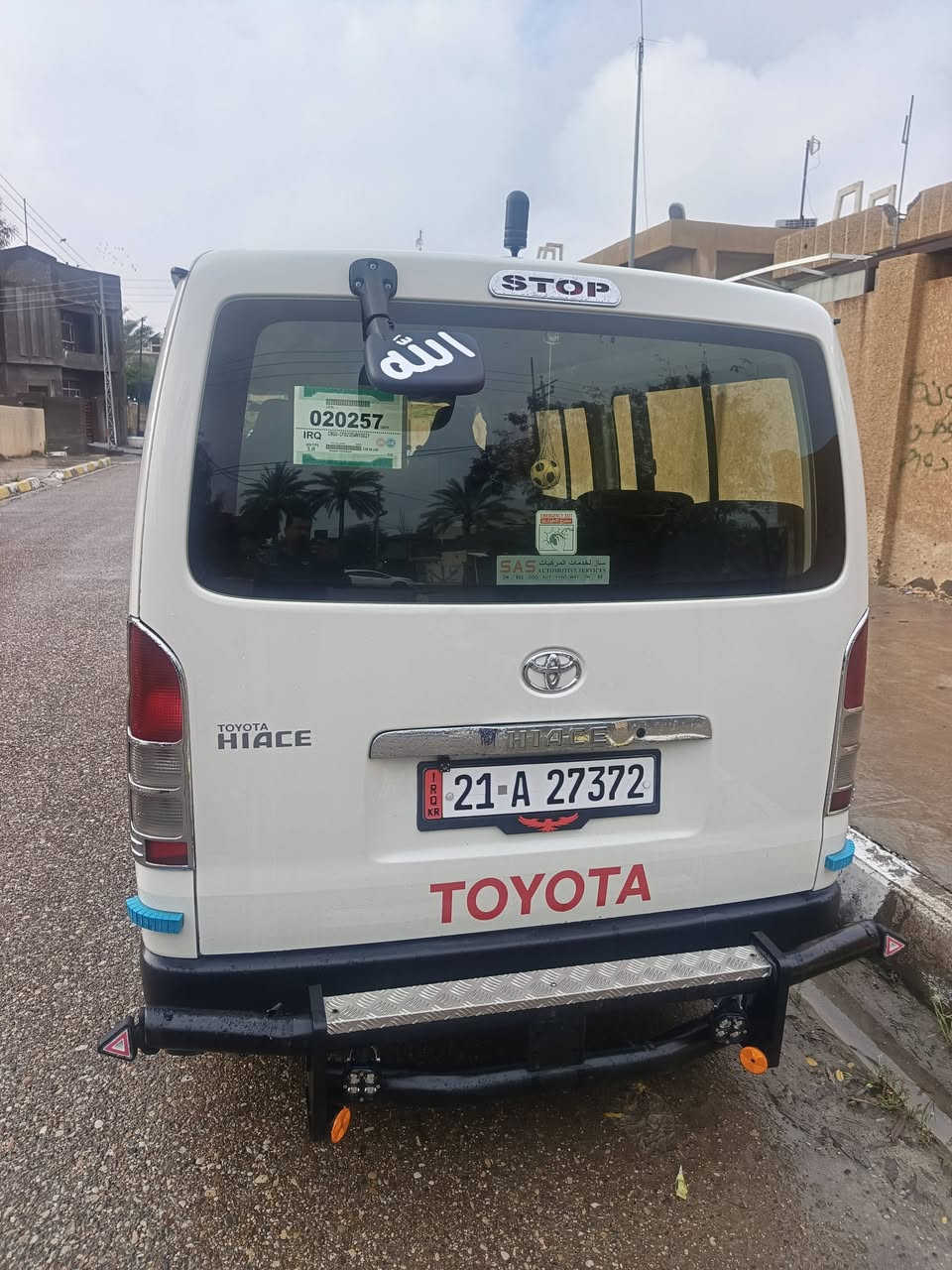 السلام عليكم سياره هايسه ناصيه للبيع 2013 رقم سليمانيه كفالة عامه من كل شي سياره حلو جديده رقم ***********
