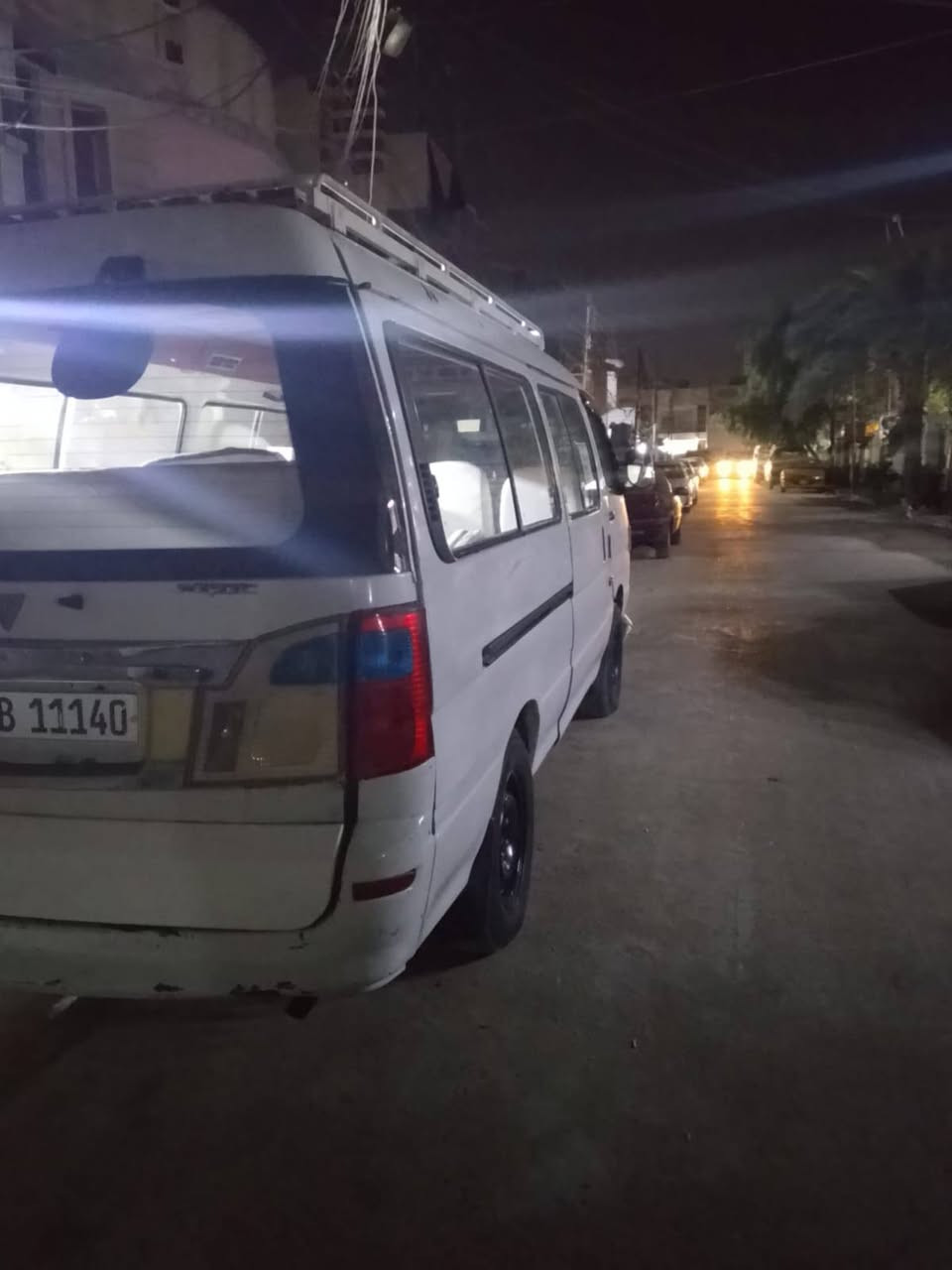 سلام عليكم فتون لبيع سياره حلوه موديل 2011كير مكينه اكسل خير من الله أو مراوس حسب إقناعه أسعر 70وبيه ‏‪***********‬‏مجال لعنوان بغداد الشعب الستفسار
