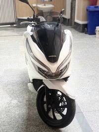 شباب دراجه pcxجيل ثالث ياباني    البيع نضافه فول مكفوله كفاله عامه الس...