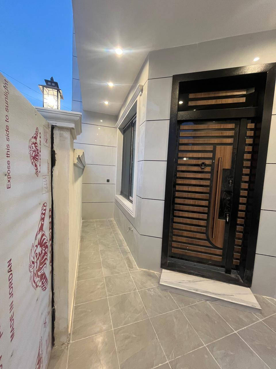 ♦️تعلن شركة الاحمدي للمقاولات والتطوير العقاري
🔸عرض بناء هيكل 🏗️
1-عرض هيكل ب(180) الف للمتر الواحد 
2-عرض هيكل ب(190) الف للمتر الواحد 
3-عرض هيكل ب (210)الف للمتر الواحد

🔸عرض تسليم مفتاح 🏛️🔑
3- عرض تسليم مفتاح بيت كامل (400,000) الف للمتر 
4- عرض تسليم مفتاح بيت كامل(450,000) الف للمتر 
5- عرض تسليم مفتاح بيت كامل(500,000) الف للمتر 
6- عرض بيت كامل تسليم مفتاح (vip) حسب الطلب.
🔷تكون الذرعة حسب المخطط الهندسي 
✅سرعه الانجاز
✅اتقان العمل
📍العنوان الدوره -البعيثه مجمع الحليم

#للاستفسار__والتواصل 📞*********** 
‭
