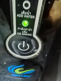 صانعة ثلج • ٨-١٢ دقيقة • خزان ١٫٨-٢٫٢ لتر