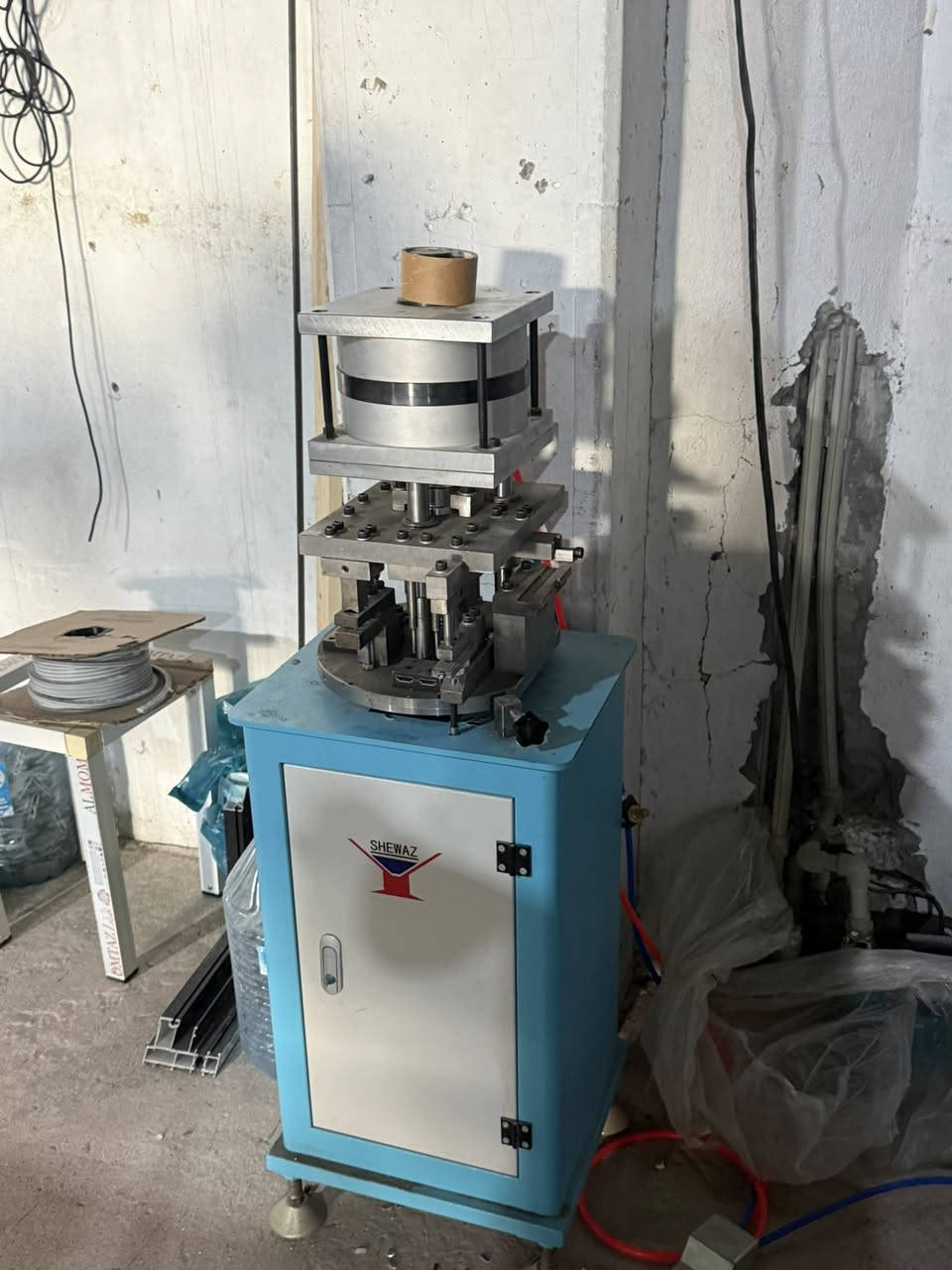 السلام عليكم مكاين للبيع كله جديد صفر مشتغل بي ٣ابيوت فقط
السليمانية رابرين ***********
