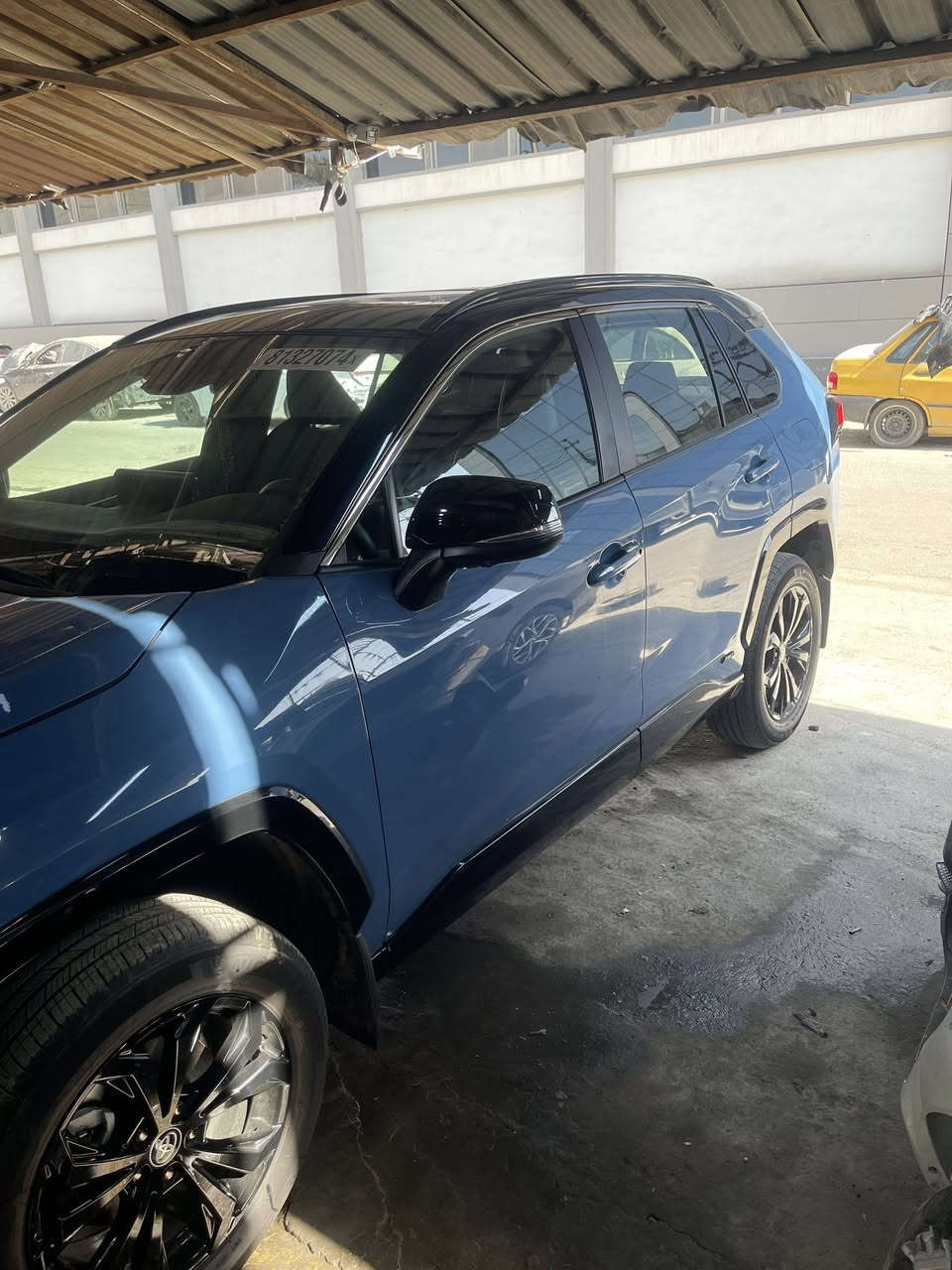 سلامً عليكم RAV4 هايبرد موديل2024 فول 1/1مرقم بغداد حادث موجود بل صور  مكان السيارة بغداد الجديدة  السعر 290 وبيها مجال للشراب السيارة مال جناي ***********
