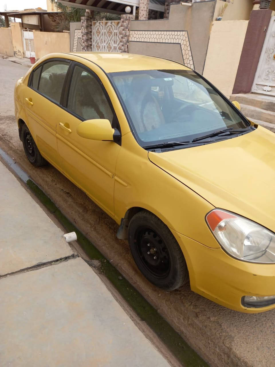 اكسنت 2010 رقم واسط تحويل مباشر وارد امريكي محرك 16 مكفوله للبيع سعر 70 وبيها مجال الاتصال***********
