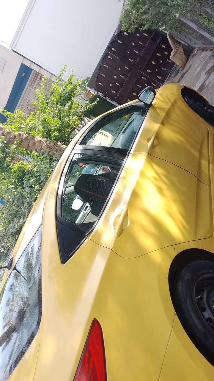 اكسنت 12 امريكي حادث بس بنيد بغداد بسمي 75 بيها مجال بسيط بغداد الشعله ***********
