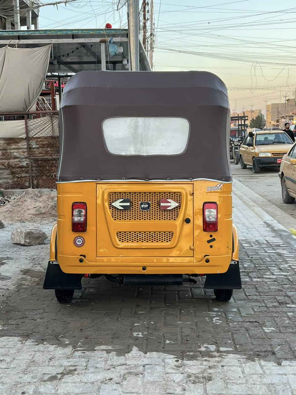 سلام عليكم تكتك٢٢ رقم وسنوية بغداد بسمي تحويل ثاني يوم تكتك معمرة بس دوس مكينة مكفولة تكتك مال جناي كبل الشارع مابيهة كل نقص عنوان الشعب نهايت حي اور ***********
