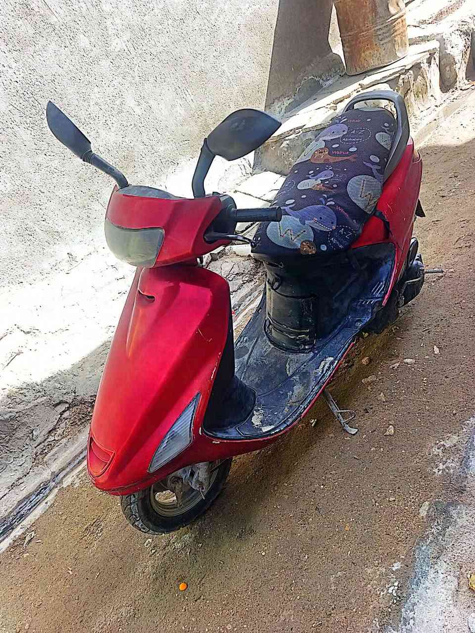 دراجه فراشه للبيع 300وبيه مجال شغاله وعلى الفحص الشراي يتصل***********
