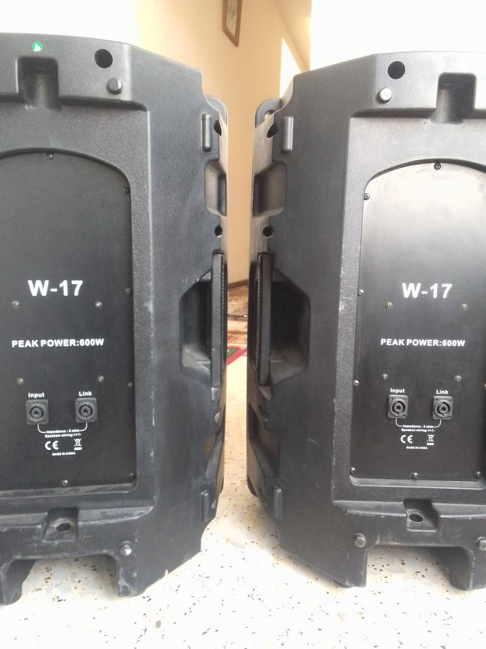 السلام عليكم هذا سماعات للبيع تعالوا خاص


**إذا كنت صاحب هذا الإعلان وتريد حذفه لأي سبب، رجاءا أرسل رسالة إلى الدعم الفني**