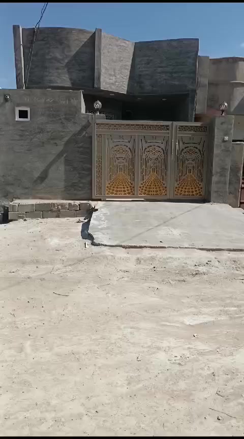 الانبار فلوجه حي الشهداء 
مشتمل للبيع مساحه ١٢٥ متر طابق واحد بناء بلوك بل، ٢٣ التفاصيل بل فيديو طابو صرف سند شارع ١٠
السعر ٦٨ بي مجال للاستفسار 
*********** واتساب 
*********** واتساب 
***********
