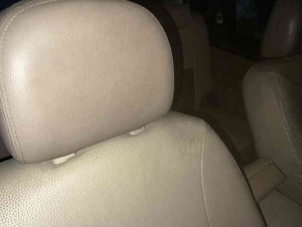 من رخصة الادمن سنتافي موديل 2011 باسمي فول موصفات 
7 راكب 
بصمة بيبان وتشغيل 
مكينة 6 سلندر 
تبريد 3 قطع 
باسمي تحوي ثاني يوم 
عداد المسافة  166 الف ماشية 
عارضه 150 مكاني بغداد المعامل رقم ***********
