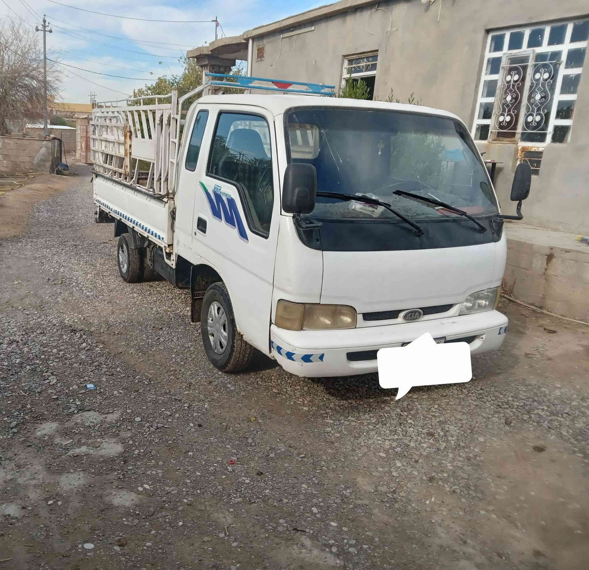 كيا فونتيرا للبيع 99
سنوية لعام 27 الماني
رقم الماني 
صلاح الدين 
شرط التحويل
تايرات امامي جديد
تايرات الخلفيات اكثر من نص عمر
باتري ودينمو جديد
رقم شاصي مال الشركة شرط 
سيارة جاهزه 
السعر 67 وبيها مجال 
العنون نينوى القيارة قرية خباطة 
***********
