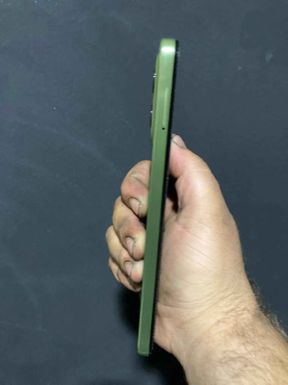 Moto g15
256gb
2sim
Ram8+16 =24
 Green 
هی دەستی خۆمە بەزەمان بورغی بانەدرایە
تەنها وردەی سەرشاشەی هەیە
بێ عەیب بەزەمان زەمانی شەریکەیە مایە
کارتۆن کامل ئەشیا
نرخ 115هەزار
شوێن هەولێر تکایە گەیاندن نیە
*********** أربيل, العراق
