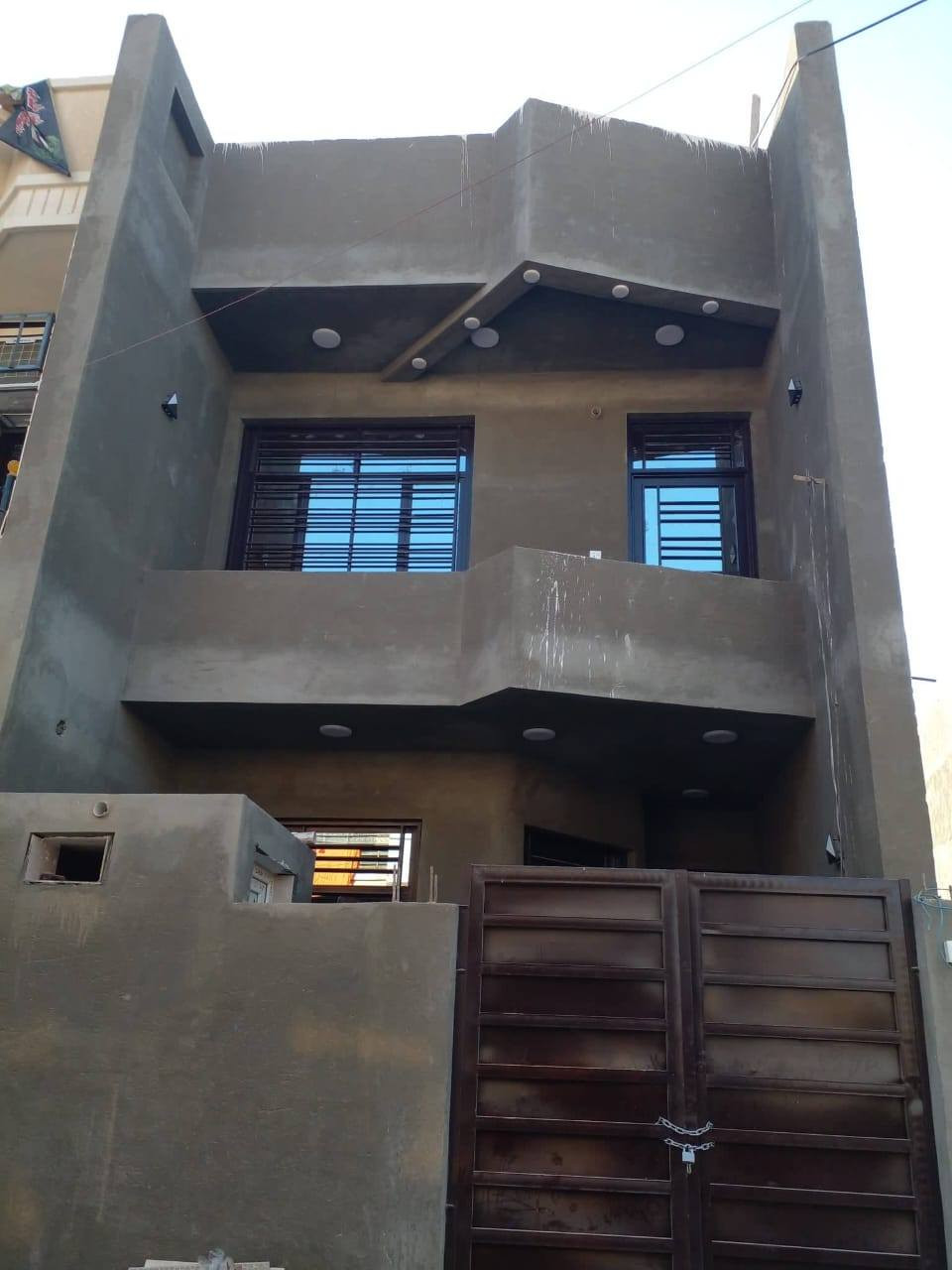 السلام عليكم
خلفه لبخ مصري جراره وتشميع وثقل ونثر جميع تغليف الواجهيات فوم تقطيع طلص وشغل تصفير ومساتر
*********** ابو محمود المصرى
