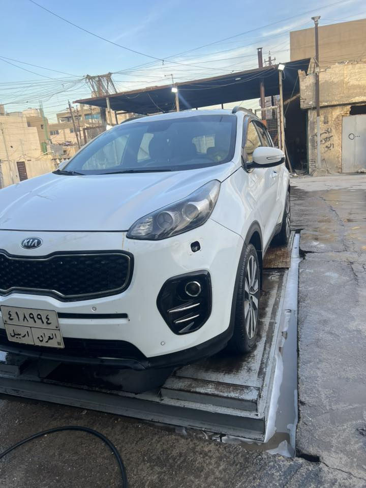 سلام عليكم سبورتج 2018خليجي
تبريد قطعتين داخل لونين محرك 2000دوش داخل لونين السياره بيه قطع صبغ ابيع عام بدون دواخل بدون شواصي رقم اربيل تحويل وكالة السعر 135وبيه مجال بغداد ***********
